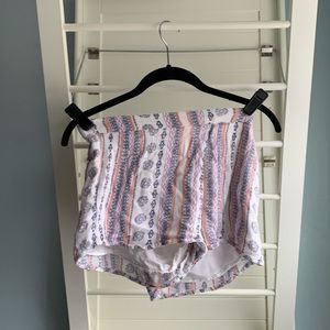 Abercrombie flowy shorts